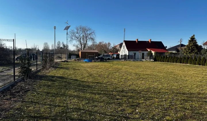 Działka budowlana Jelcz-Laskowice Centrum, ul. Wąskopolna
