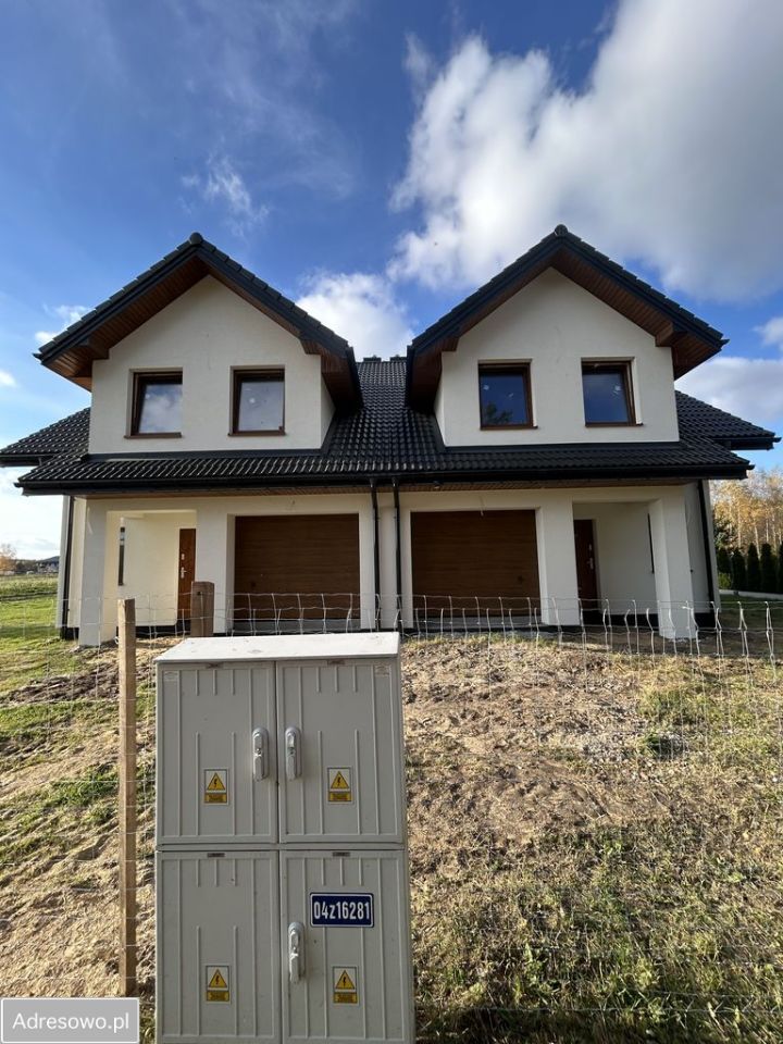 bliźniak, 5 pokoi Skubianka. Zdjęcie 12