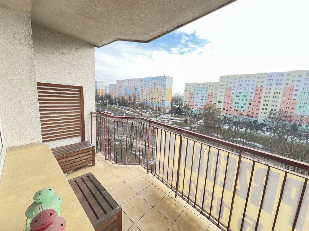 Mieszkanie 3-pokojowe Łódź Polesie, al. ks. kard. Stefana Wyszyńskiego. Zdjęcie 2