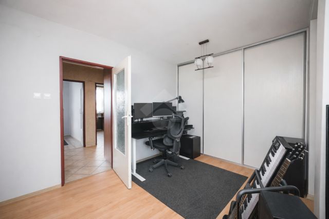 Mieszkanie 2-pokojowe Kraków Kurdwanów, ul. Marii i Bolesława Wysłouchów. Zdjęcie 4