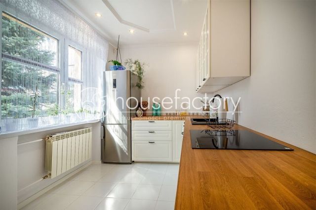 dom wolnostojący, 6 pokoi Koluszki. Zdjęcie 14