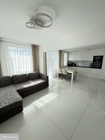 Mieszkanie 3-pokojowe Knurów, ul. Marynarzy. Zdjęcie 1