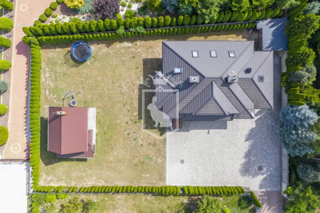 dom wolnostojący, 5 pokoi Płochocin, ul. Stołeczna. Zdjęcie 3