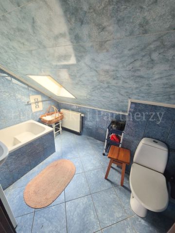 dom wolnostojący, 11 pokoi Mysłakowice. Zdjęcie 14