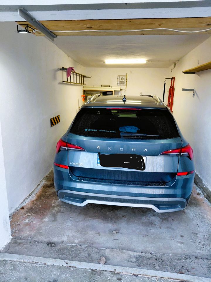 Garaż/miejsce parkingowe Ząbkowice Śląskie, Bartosza Głowackiegp. Zdjęcie 1