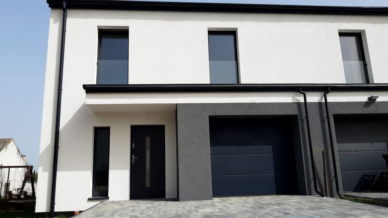 dom wolnostojący, 5 pokoi Grębocin, ul. Truskawkowa. Zdjęcie 2