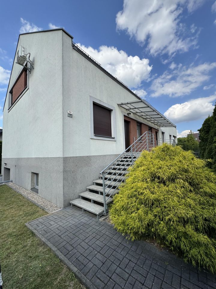 dom szeregowy, 6 pokoi Wołów, ul. Bolesława Prusa. Zdjęcie 2