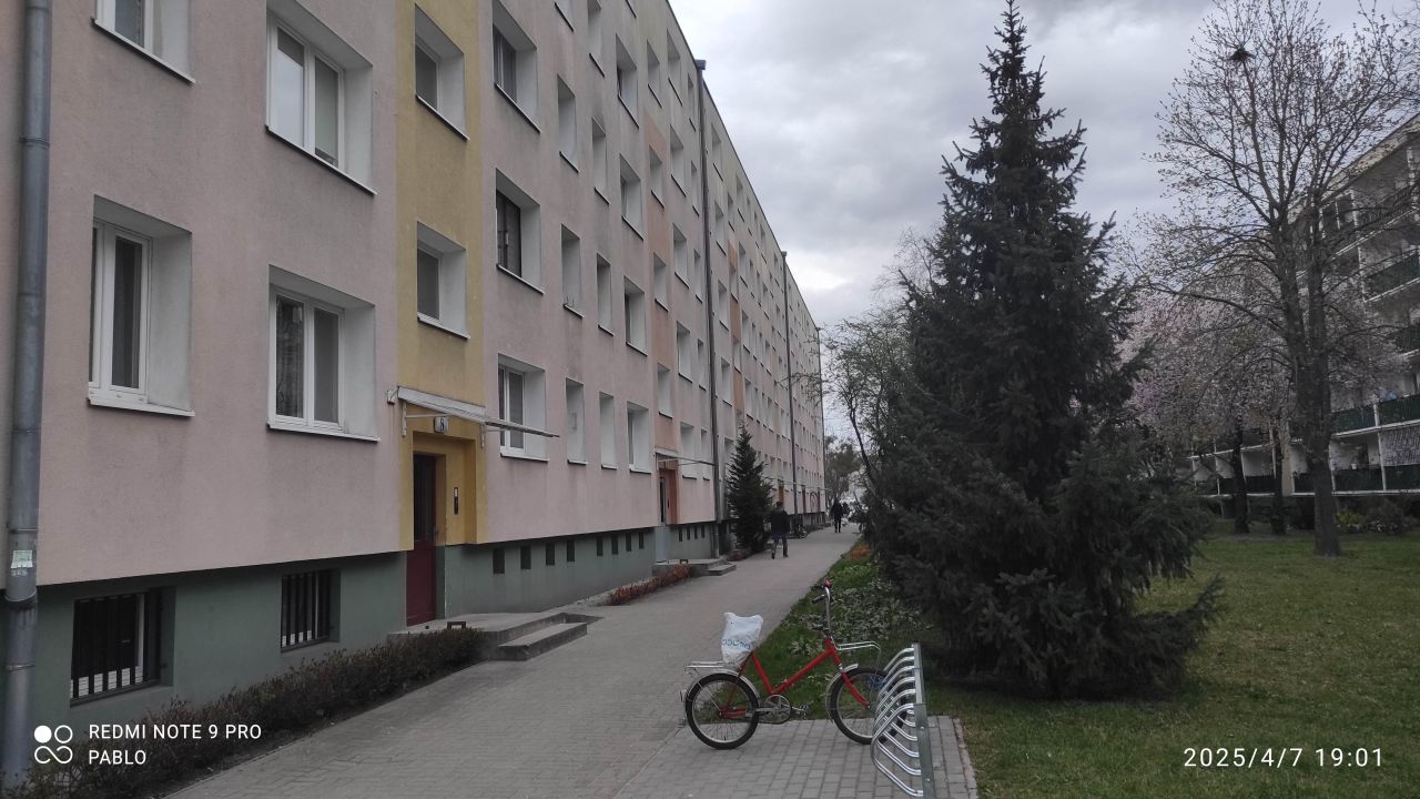 Mieszkanie 3-pokojowe Poznań Rataje, os. Oświecenia. Zdjęcie 2