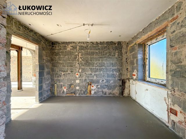 dom wolnostojący, 15 pokoi Jeleśnia. Zdjęcie 17