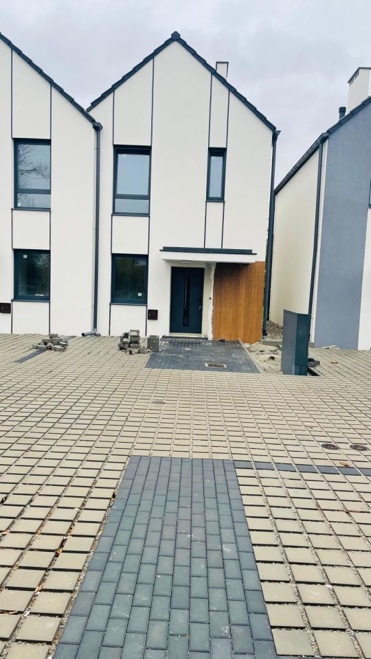 bliźniak, 4 pokoje Brzeg Rataje, ul. Malinowa. Zdjęcie 2