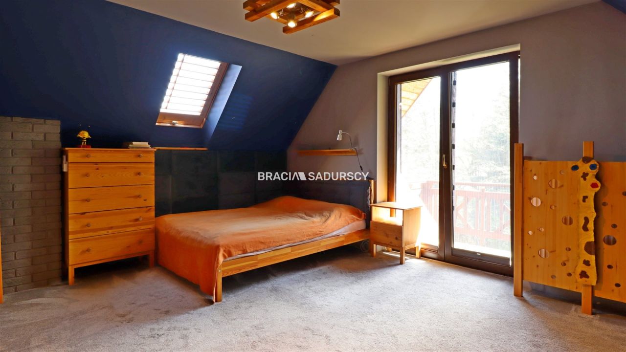 dom, 4 pokoje Kamionna. Zdjęcie 23