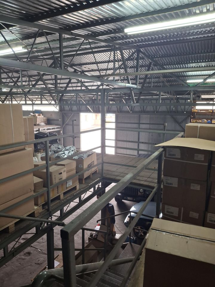 Hala/magazyn Piaseczno Centrum, ul. Nadarzyńska. Zdjęcie 7