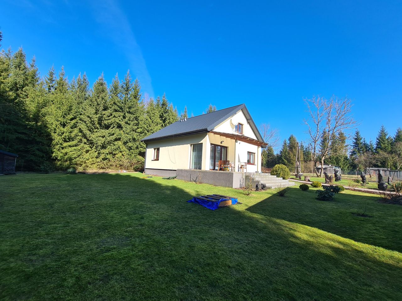 dom wolnostojący, 4 pokoje Grzegorzewice, ul. Świerkowa. Zdjęcie 2