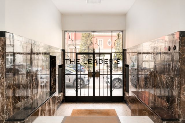 Mieszkanie 5-pokojowe Warszawa Śródmieście, al. Róż. Zdjęcie 1