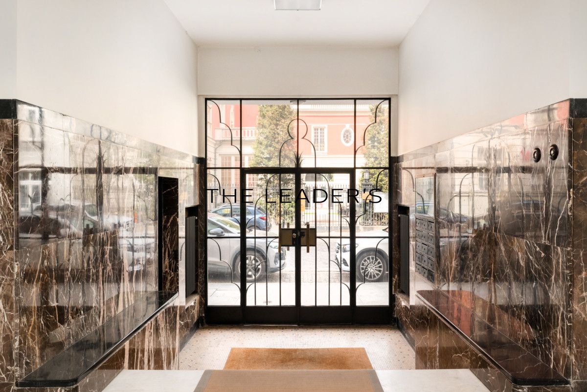 Mieszkanie 5-pokojowe Warszawa Śródmieście, al. Róż