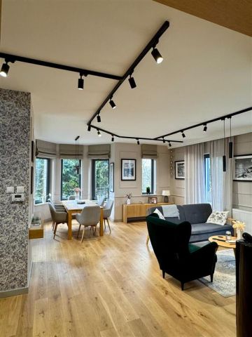 dom wolnostojący, 5 pokoi Gdynia, ul. kpt. Zdzisława Pieńkawy. Zdjęcie 2