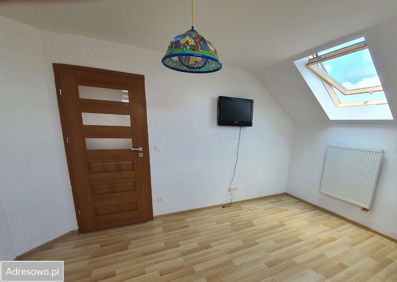 dom wolnostojący, 8 pokoi Srebrny Borek. Zdjęcie 3