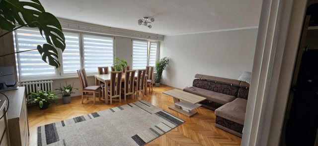 Mieszkanie 3-pokojowe Tarnobrzeg Serbinów, ul. Elizy Orzeszkowej. Zdjęcie 1