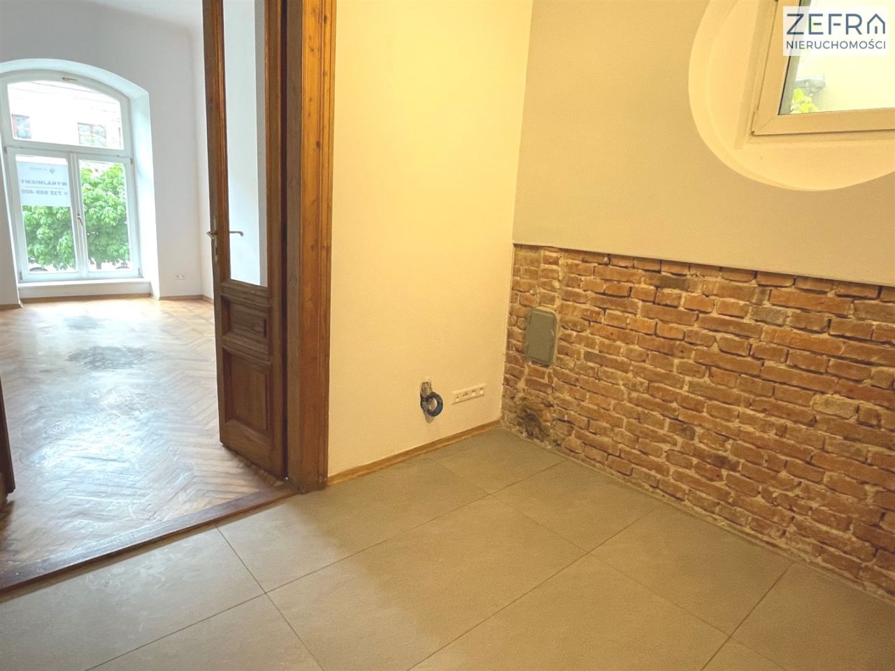 Lokal Kraków Stare Miasto, ul. Karmelicka. Zdjęcie 2