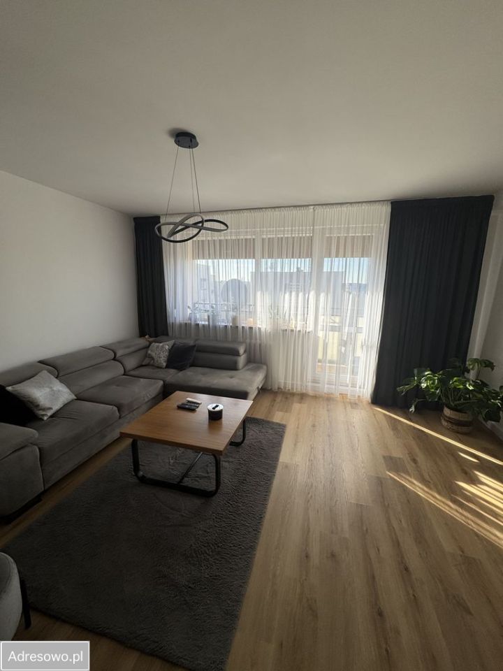 Mieszkanie 4-pokojowe Września, ul. Bolesława Chrobrego. Zdjęcie 1