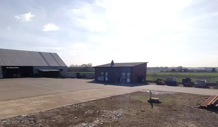 Hala/magazyn Rososzyca, ul. Ostrowska