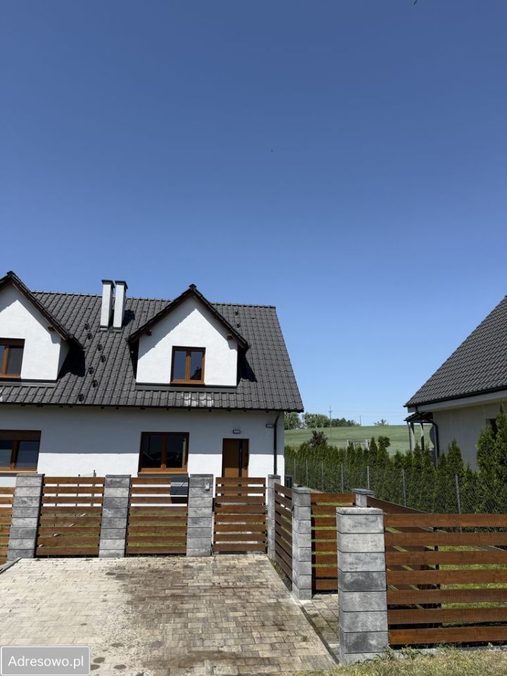 bliźniak, 4 pokoje Mściszewo. Zdjęcie 1