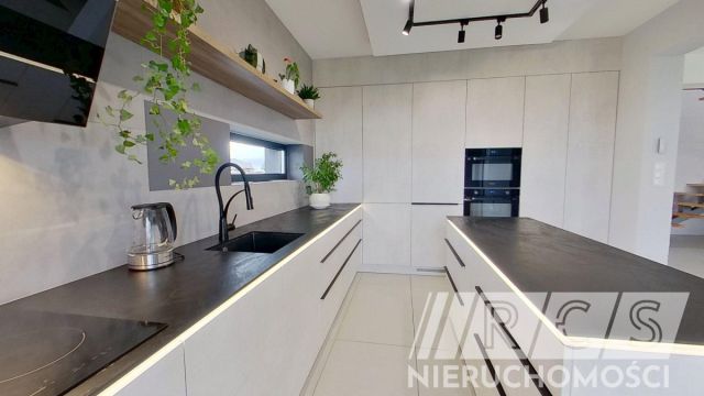 dom wolnostojący, 5 pokoi Kębłowice. Zdjęcie 29