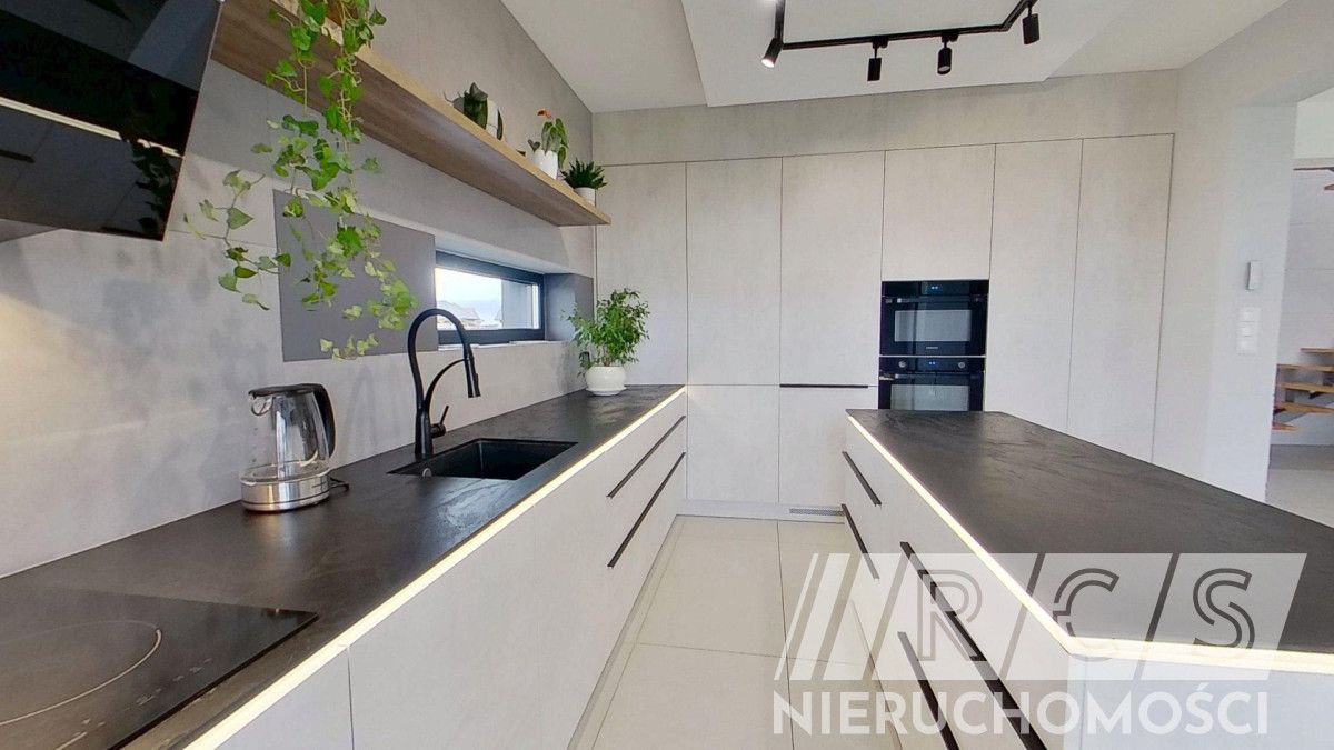 dom wolnostojący, 5 pokoi Kębłowice. Zdjęcie 29