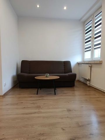 Mieszkanie 1-pokojowe Piotrków Trybunalski, ul. Ignacego Krasickiego. Zdjęcie 1