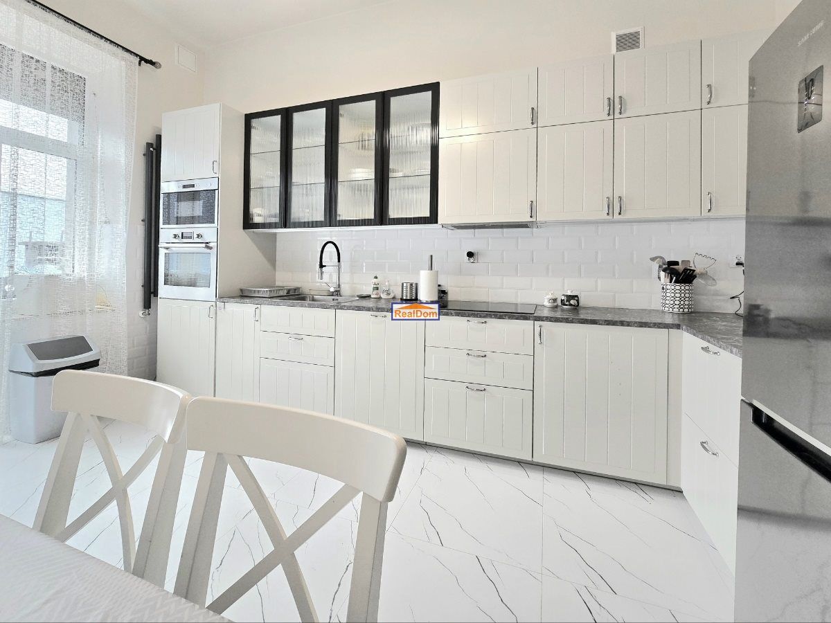 Mieszkanie 4-pokojowe Kraków Stare Miasto, ul. Szlak. Zdjęcie 17