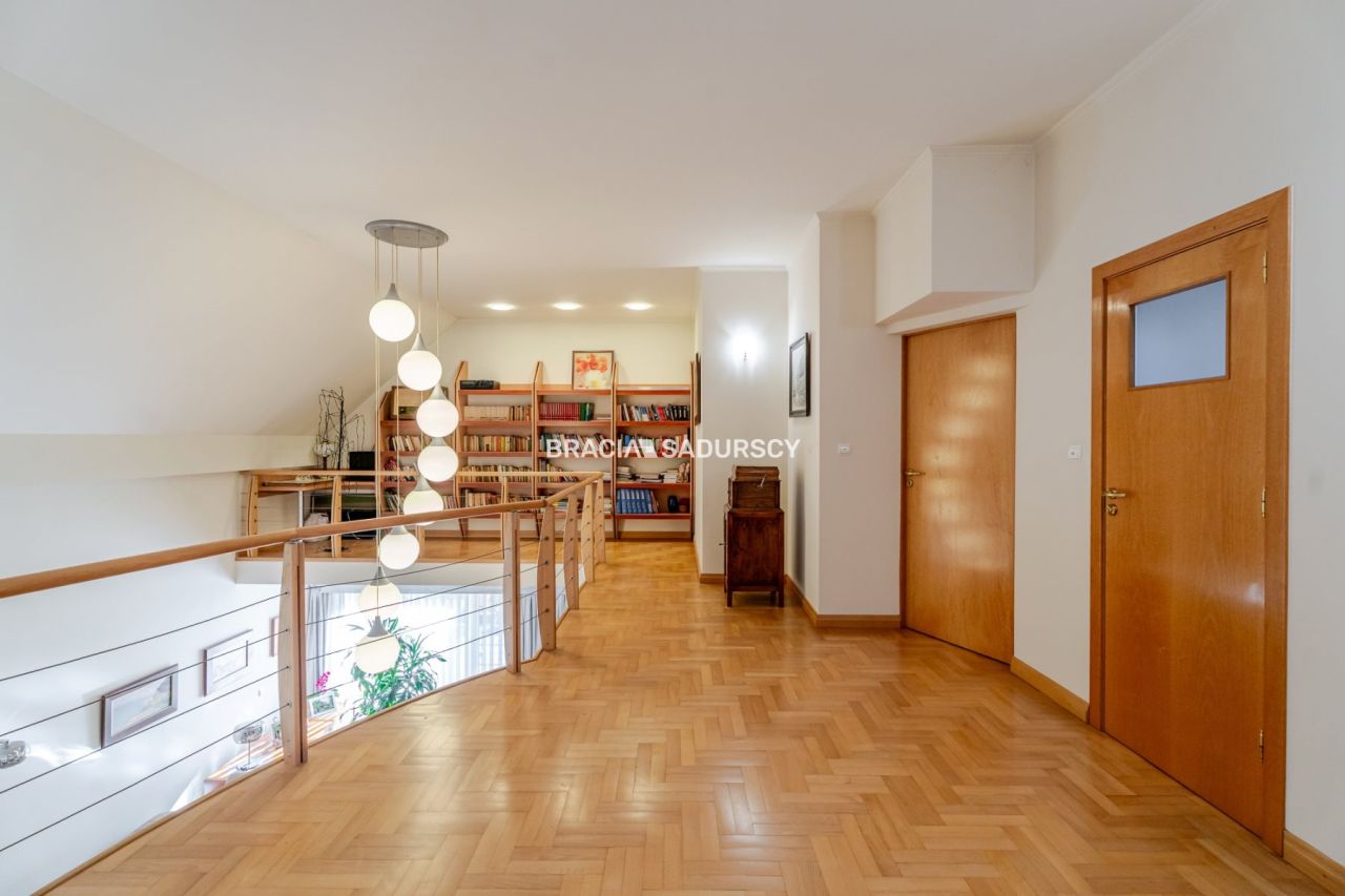 dom wolnostojący, 6 pokoi Kraków, ul. Kameliowa. Zdjęcie 35