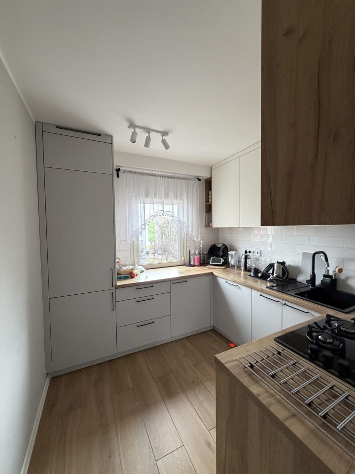Mieszkanie 3-pokojowe Jelcz-Laskowice Centrum, ul. Józefa Bożka. Zdjęcie 3