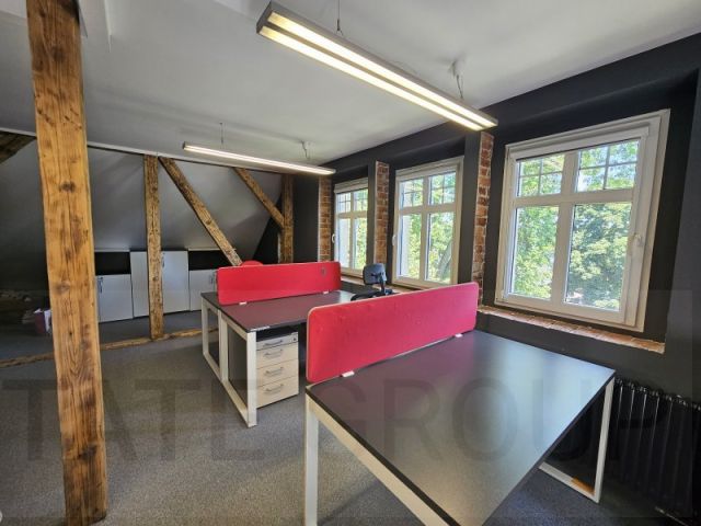 dom wolnostojący, 18 pokoi Katowice Ligota, ul. Piotrowicka. Zdjęcie 8
