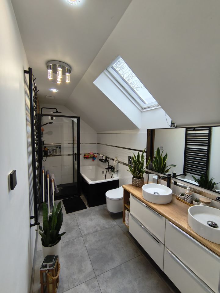 Mieszkanie 4-pokojowe Jelenia Góra Cieplice Śląskie-Zdrój, ul. Wolności. Zdjęcie 14