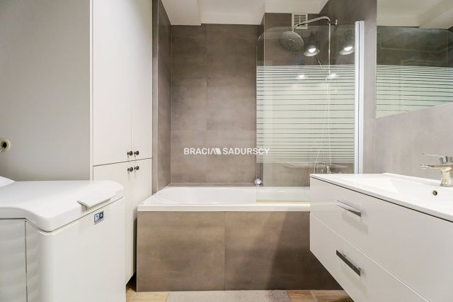 Mieszkanie 4-pokojowe Kraków Swoszowice, ul. Leona Petrażyckiego. Zdjęcie 8