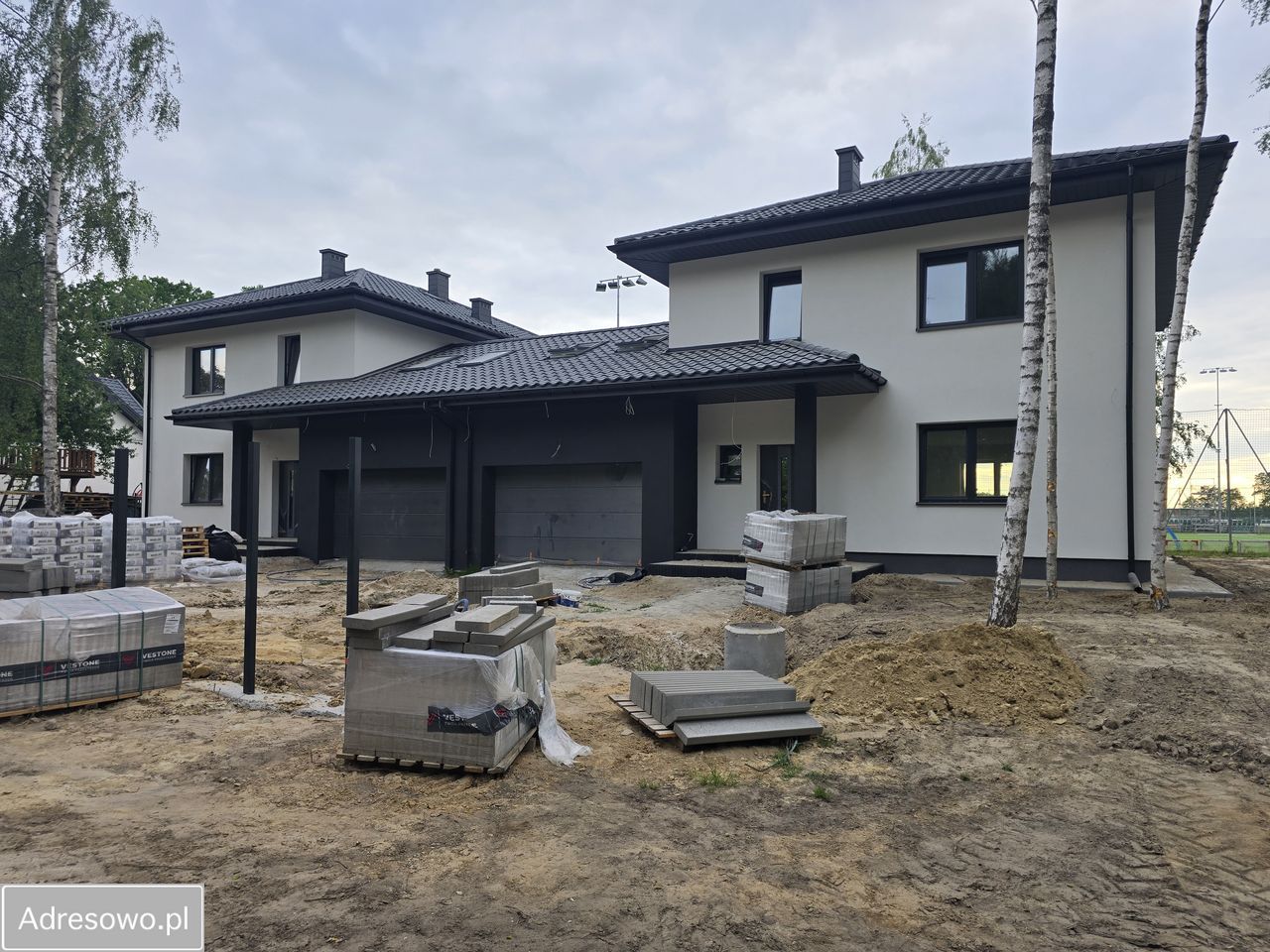 bliźniak, 5 pokoi Książenice. Zdjęcie 5