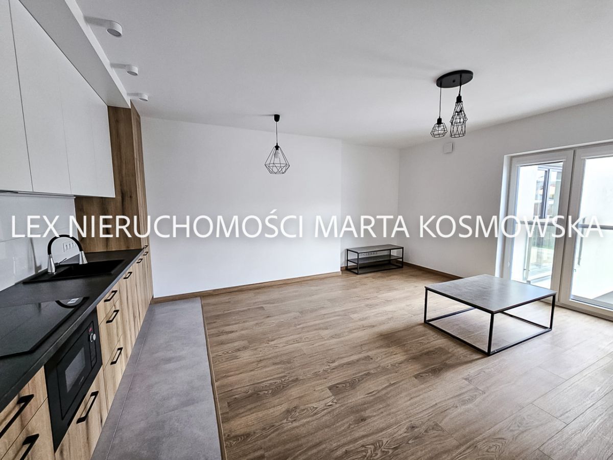 Mieszkanie 4-pokojowe Warszawa Włochy. Zdjęcie 1