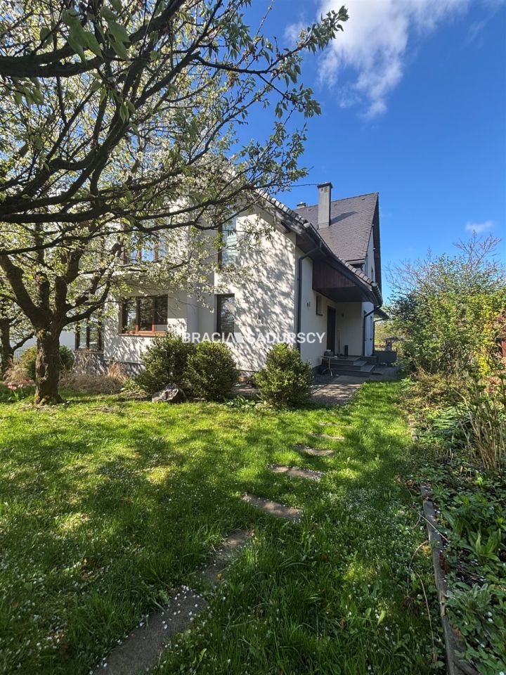 bliźniak, 4 pokoje Karniowice, ul. Modrzewiowa. Zdjęcie 2