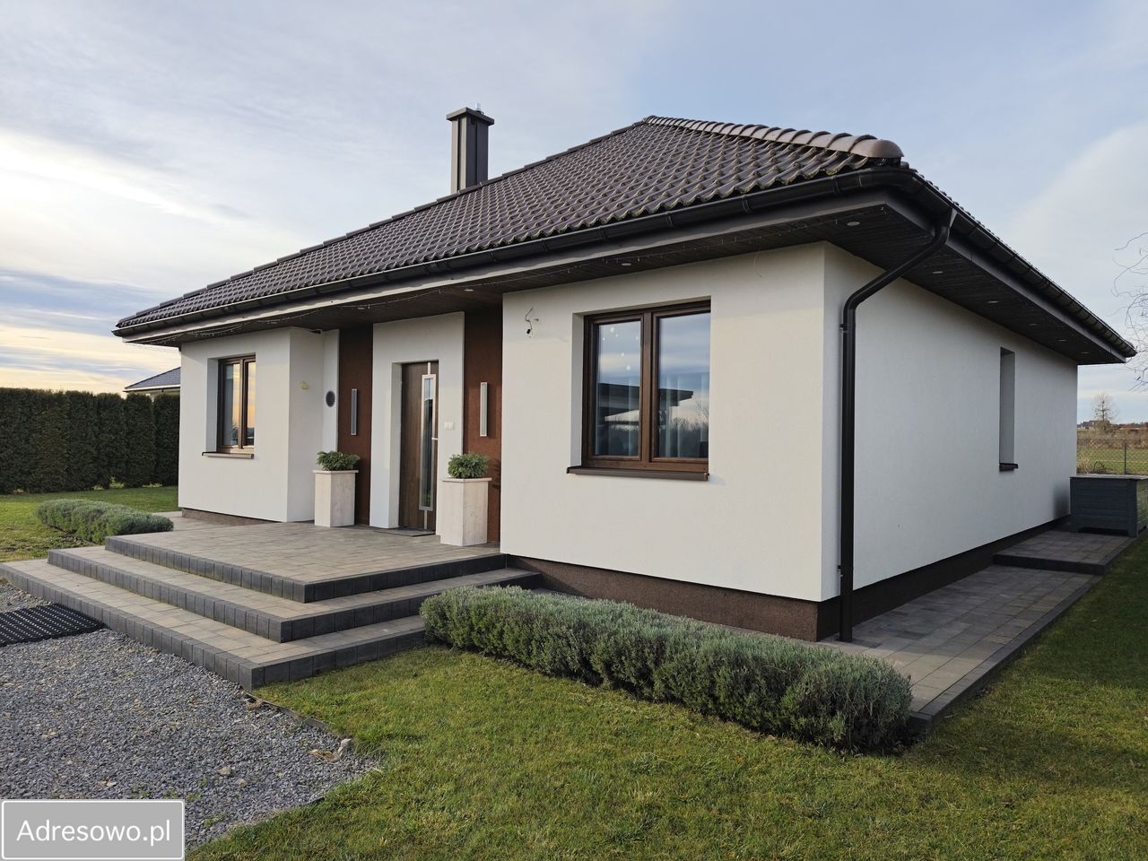 dom wolnostojący, 3 pokoje Jabłonna-Majątek