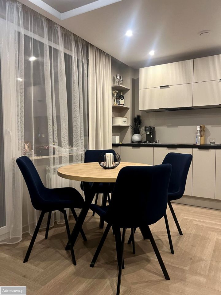 Mieszkanie 4-pokojowe Radom Młodzianów, ul. Świętokrzyska. Zdjęcie 6