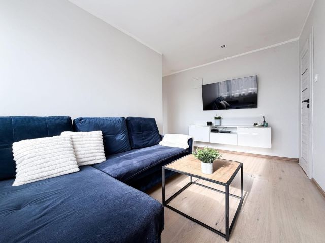 Mieszkanie 3-pokojowe Bielsko-Biała Śródmieście, ul. gen. Mieczysława Boruty-Spiechowicza. Zdjęcie 1