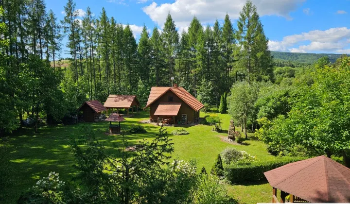 dom wolnostojący, 4 pokoje Hołuczków