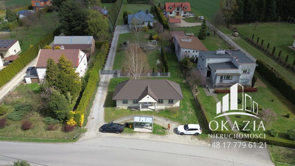 Nieruchomość komercyjna Trzciana. Zdjęcie 2