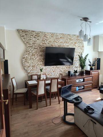 Mieszkanie 2-pokojowe Tomaszów Mazowiecki, ul. Topolowa. Zdjęcie 1