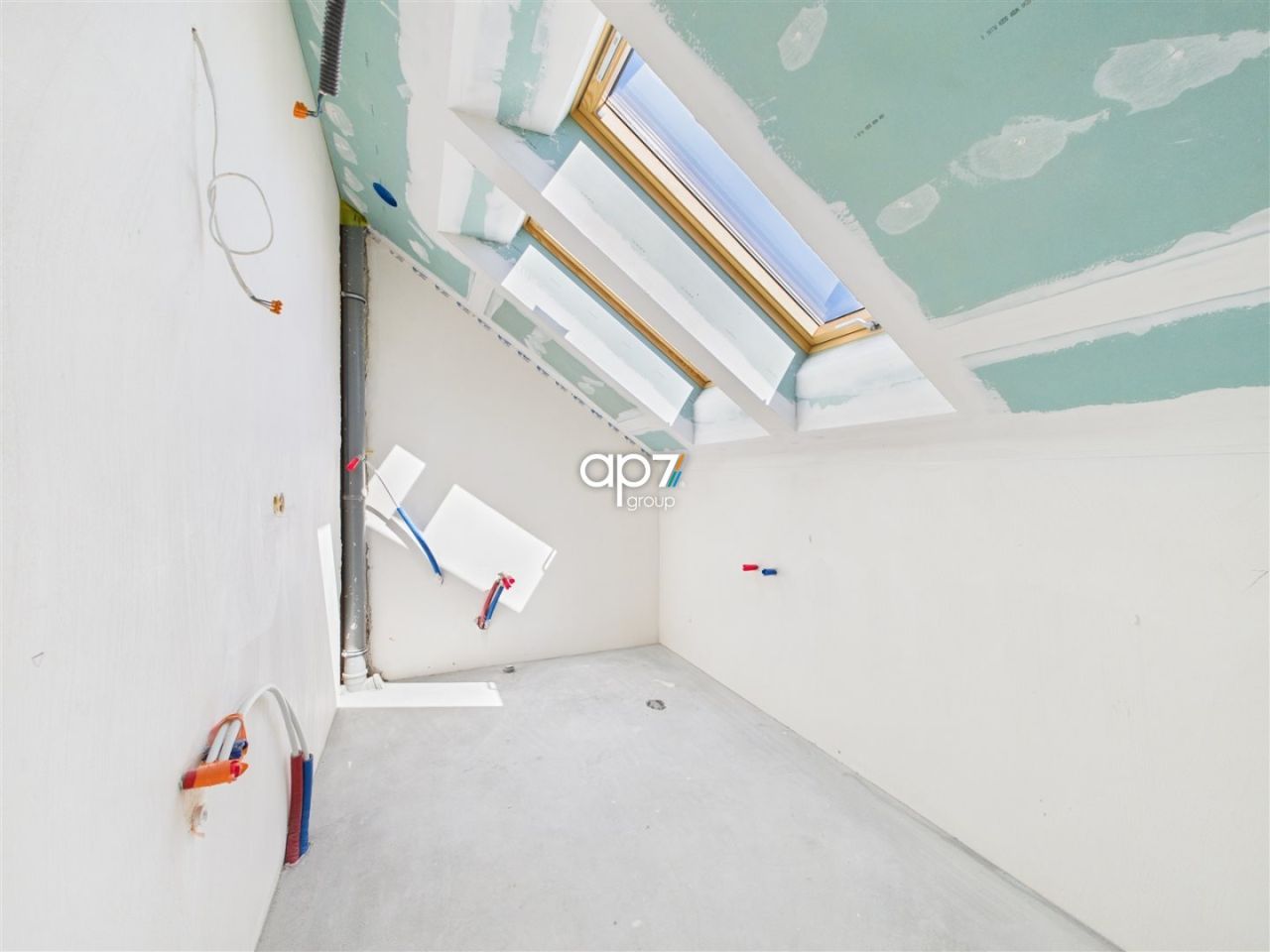 bliźniak, 5 pokoi Cholerzyn. Zdjęcie 10