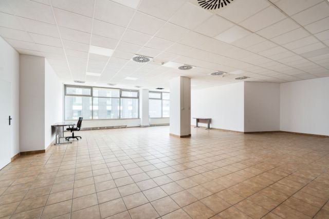 Lokal Warszawa Praga-Południe, al. Stanów Zjednoczonych. Zdjęcie 3