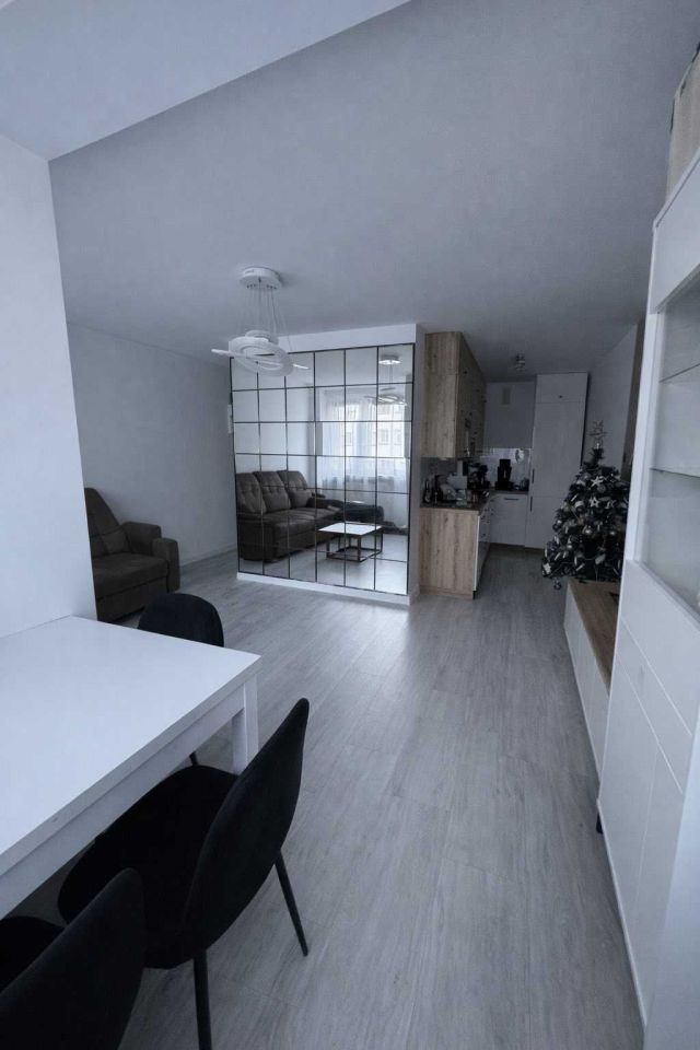 Mieszkanie 3-pokojowe Leśna. Zdjęcie 4