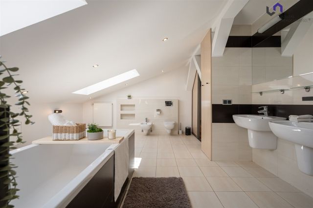 Mieszkanie 4-pokojowe Mikołów Centrum, ul. Katowicka. Zdjęcie 16