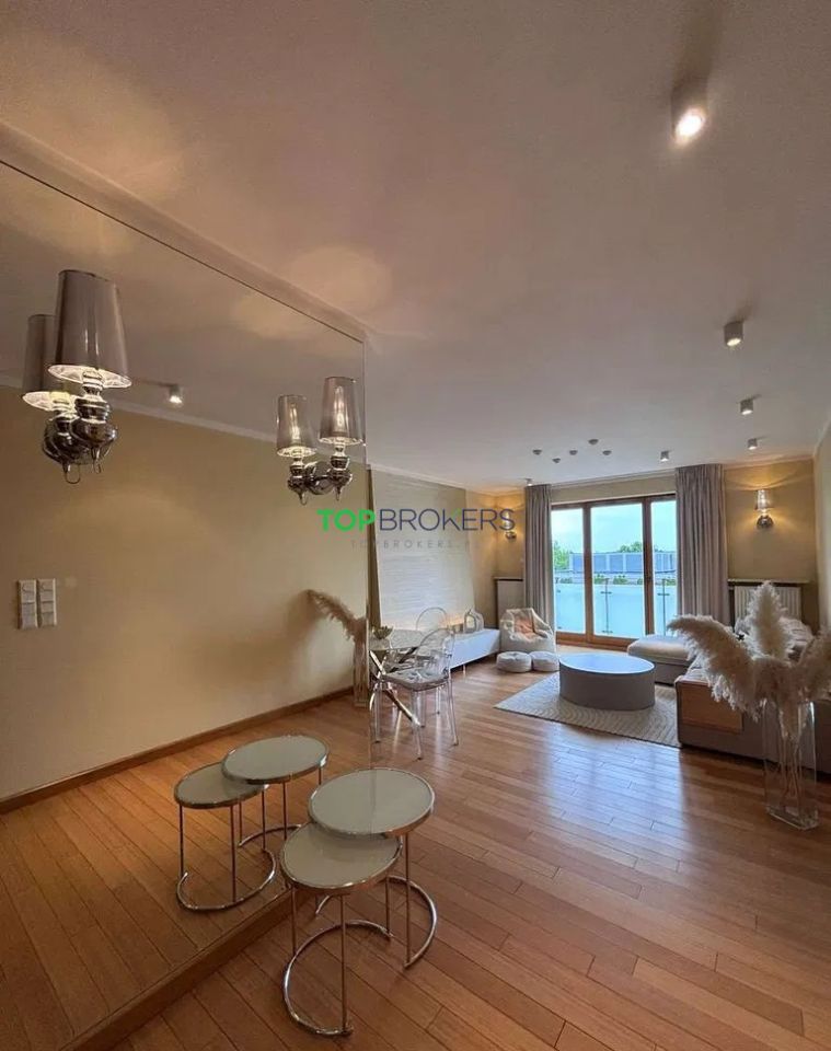 Mieszkanie 3-pokojowe Warszawa Mokotów, al. Wyścigowa. Zdjęcie 3