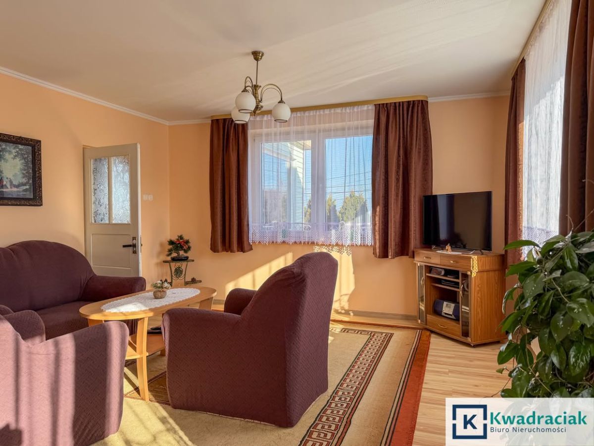 dom wolnostojący, 5 pokoi Jareniówka. Zdjęcie 4